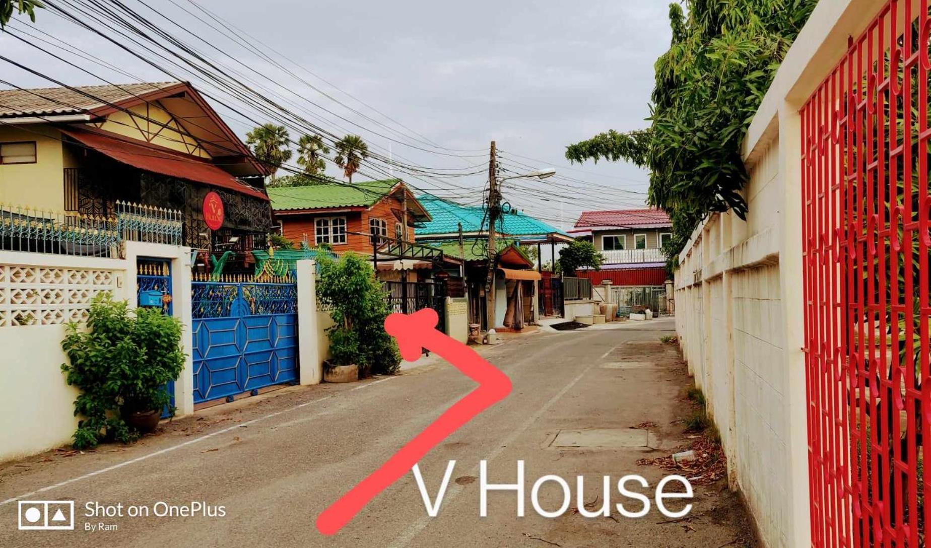ホテル V House プラナコーン・シー・アユタヤ エクステリア 写真
